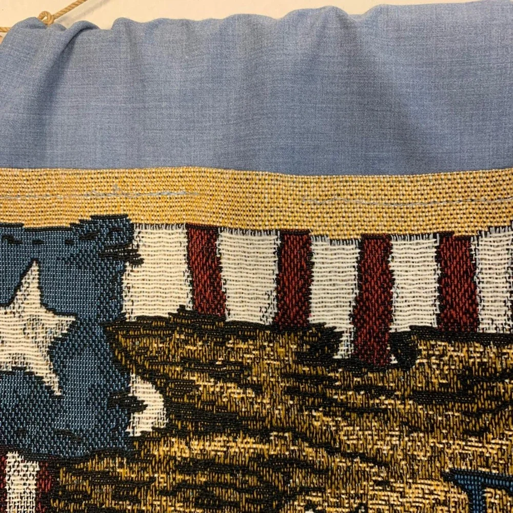 Boyds Bears & Friends USA America Proud‎ Be a Bear Merican Tapestry Wall Hanging